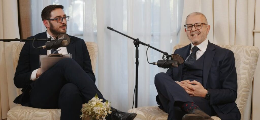 Girolamo Chiaramonte durante il video podcast PLTV registrato a Italy Protection Forum 2026 sull’evoluzione dell’offerta assicurativa oltre la CPI.